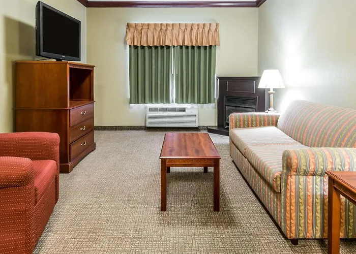 Comfort Suites